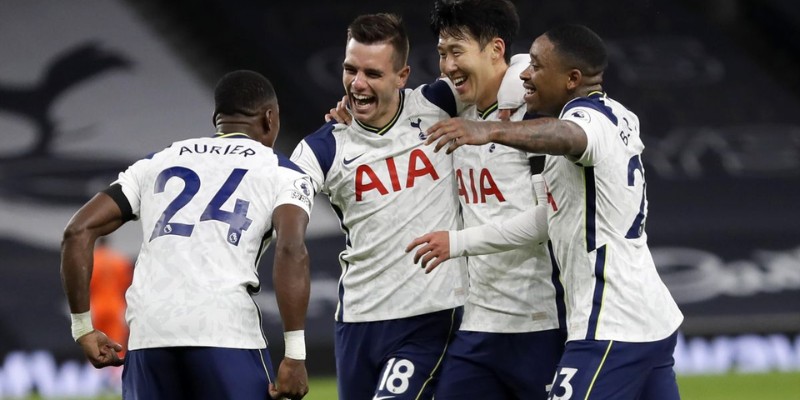 Đánh giá phong độ Tottenham vs Leeds
