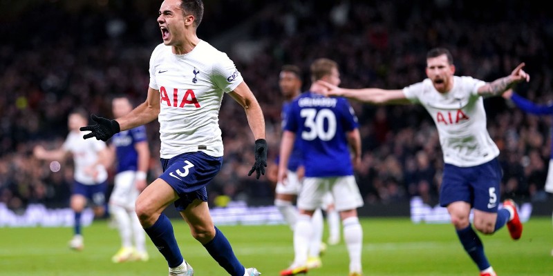 Soi kèo dự đoán trận Tottenham vs Leeds